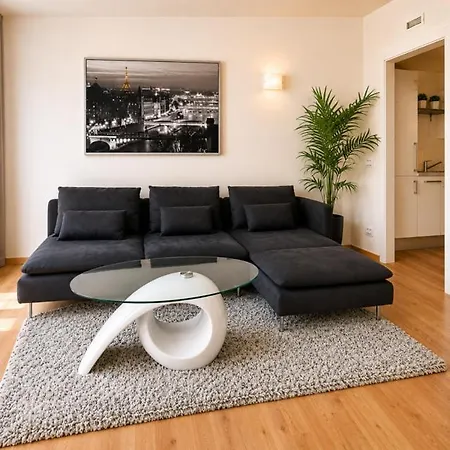Apartamento S Terasou - Centrum Mesta