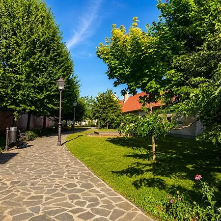 S Terasou - Centrum Mesta * Trnava